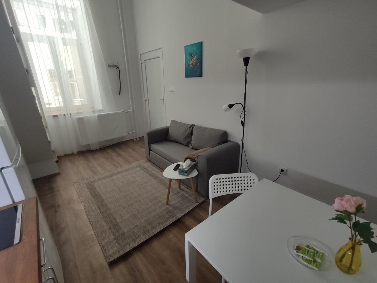 Kossuth Garden Apartment