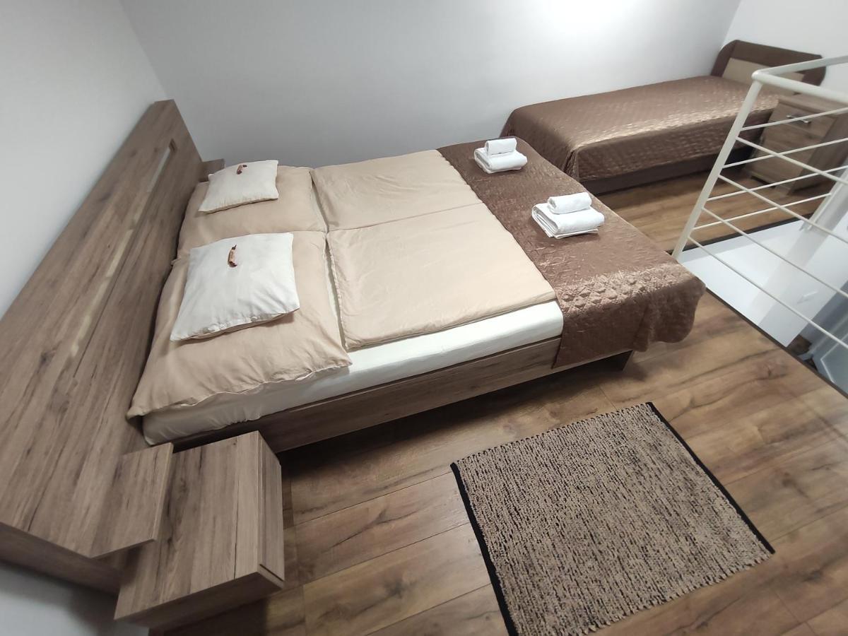 Kossuth Garden Apartment